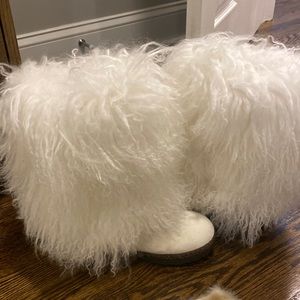 Bearpaw Sheepskin Boot